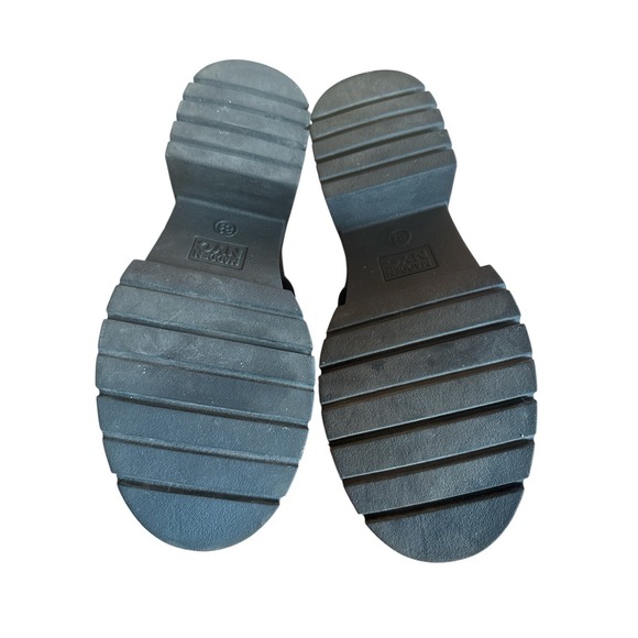 Madden NYC Black Lug Mary Jane Shoes Woman's Sz 8.5 Adjustable Straps Whimsgoth - Picture 4 of 10